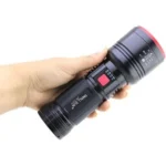 چراغ قوه شارژی اسمال سان مدل ZY-T277 با برد 500 متر و باتری 7800 میلی‌آمپرساعتی