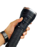 چراغ قوه شارژی اسمال سان مدل ZY-T300 با برد 1000 متر و باتری 41000 میلی‌آمپرساعتی - Image 6
