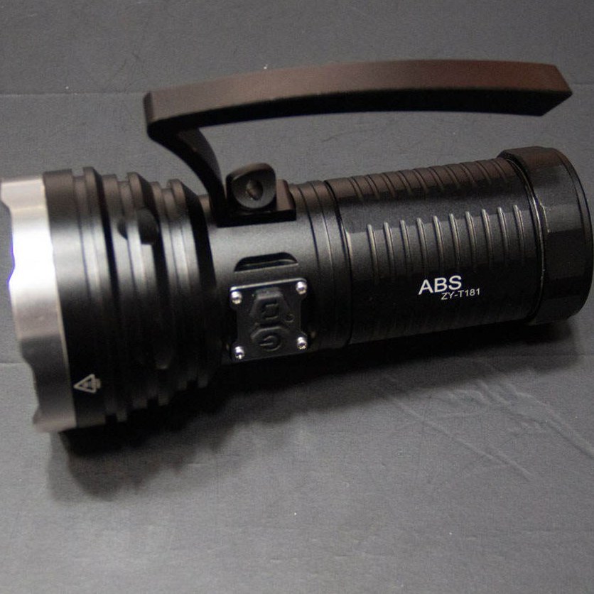 چراغ قوه دستی اسمال سان مدل ZY-T181 با نور 2000 لومن و برد 800 متر | Small Sun