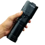 چراغ قوه شارژی اسمال سان مدل ZY-T330 با نور 5000 لومن، برد 1000 متر و باتری 12000 میلی‌آمپرساعت - Image 2