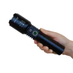 چراغ قوه اسمال سان ZY-T308 شارژی زوم دار  با برد نور 550 متر و باتری 7800 میلی‌آمپرساعت | Small Sun ZY-T308 - Image 2
